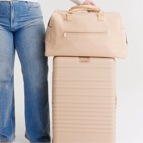 NEW BEIS commuter duffle in Beige - Picture 2 of 6